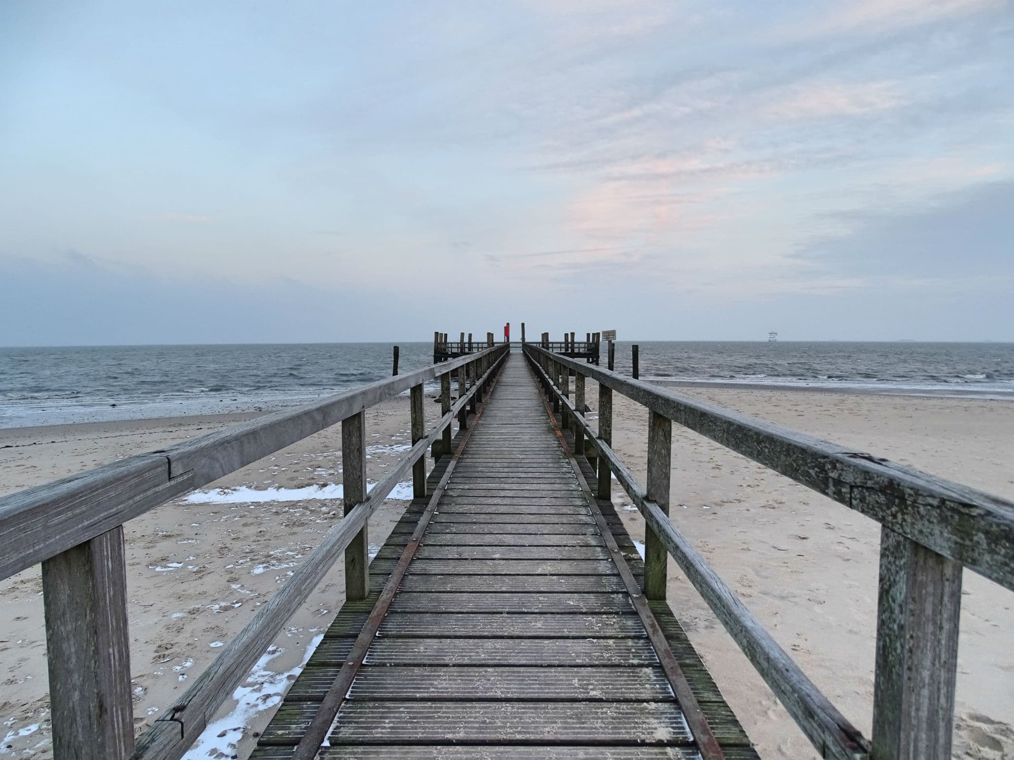 Hero Bild src: https://i0.wp.com/www.neverseenbefore.de/wp-content/uploads/2016/11/Wyk9.jpg?ssl=1